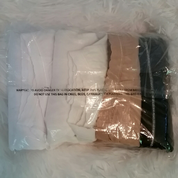 Breezies Women's Undies - Picture 2 of 2